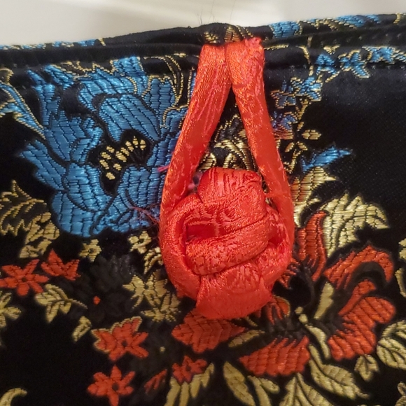 Oriental design large purse - Picture 5 of 6